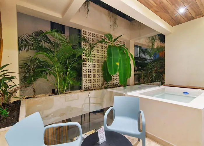 Stunning 2br With Plunge Pool - Rooftop Sea Views