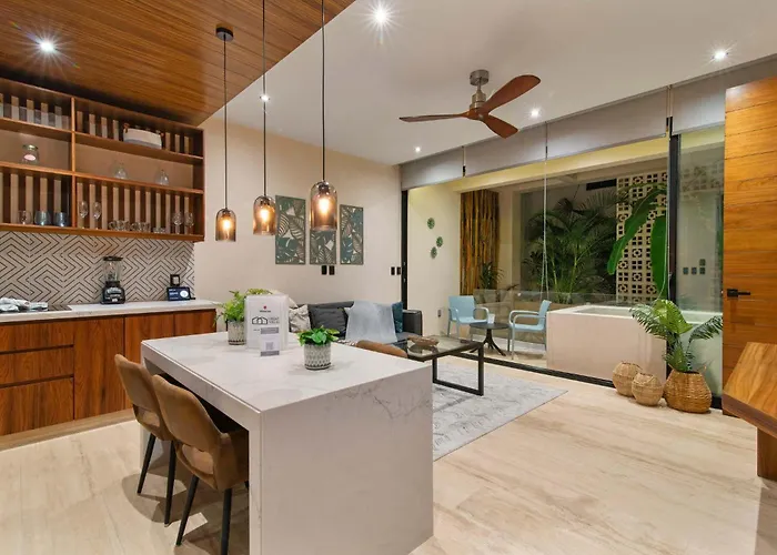 Stunning 2br With Plunge Pool - Rooftop Sea Views * Playa del Carmen