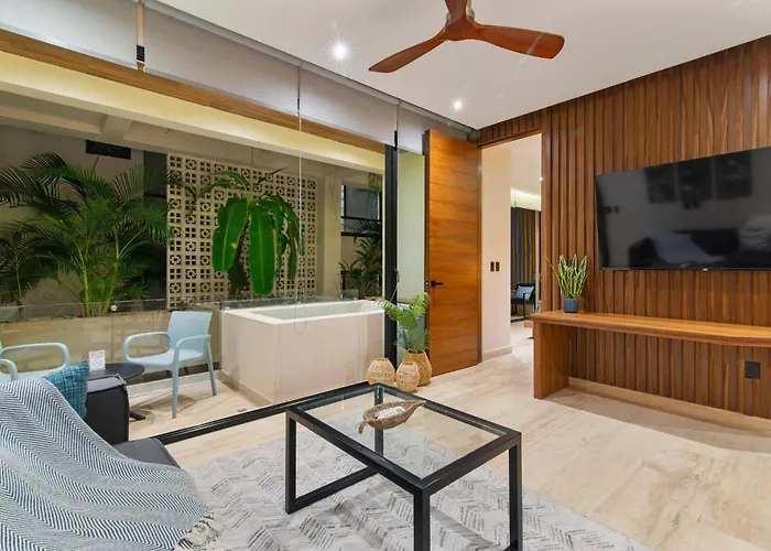 Stunning 2br With Plunge Pool - Rooftop Sea Views Apartamento Playa del Carmen