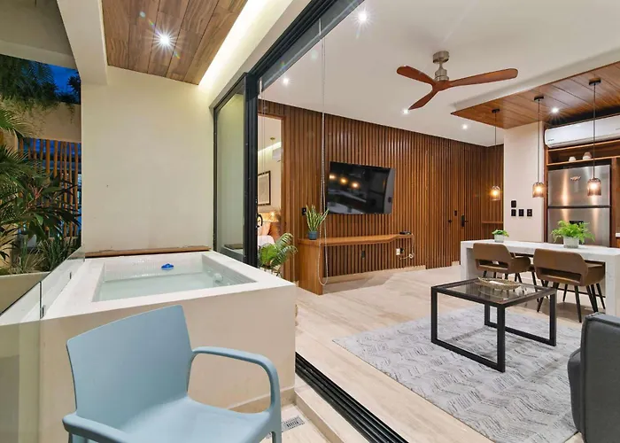 Stunning 2br With Plunge Pool - Rooftop Sea Views Apartamento Playa del Carmen