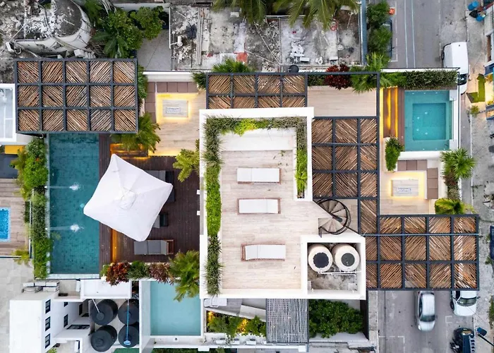 Stunning 2br With Plunge Pool - Rooftop Sea Views Playa del Carmen